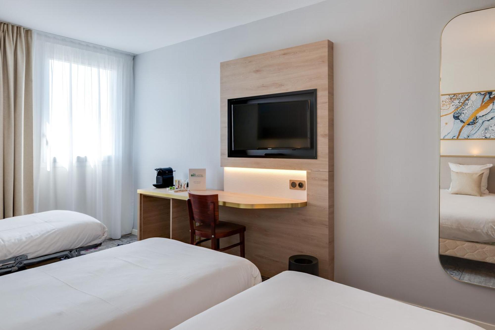 Brit Hotel Orleans St Jean De Braye - L'Antares Сен-Жан-де-Бре Екстер'єр фото