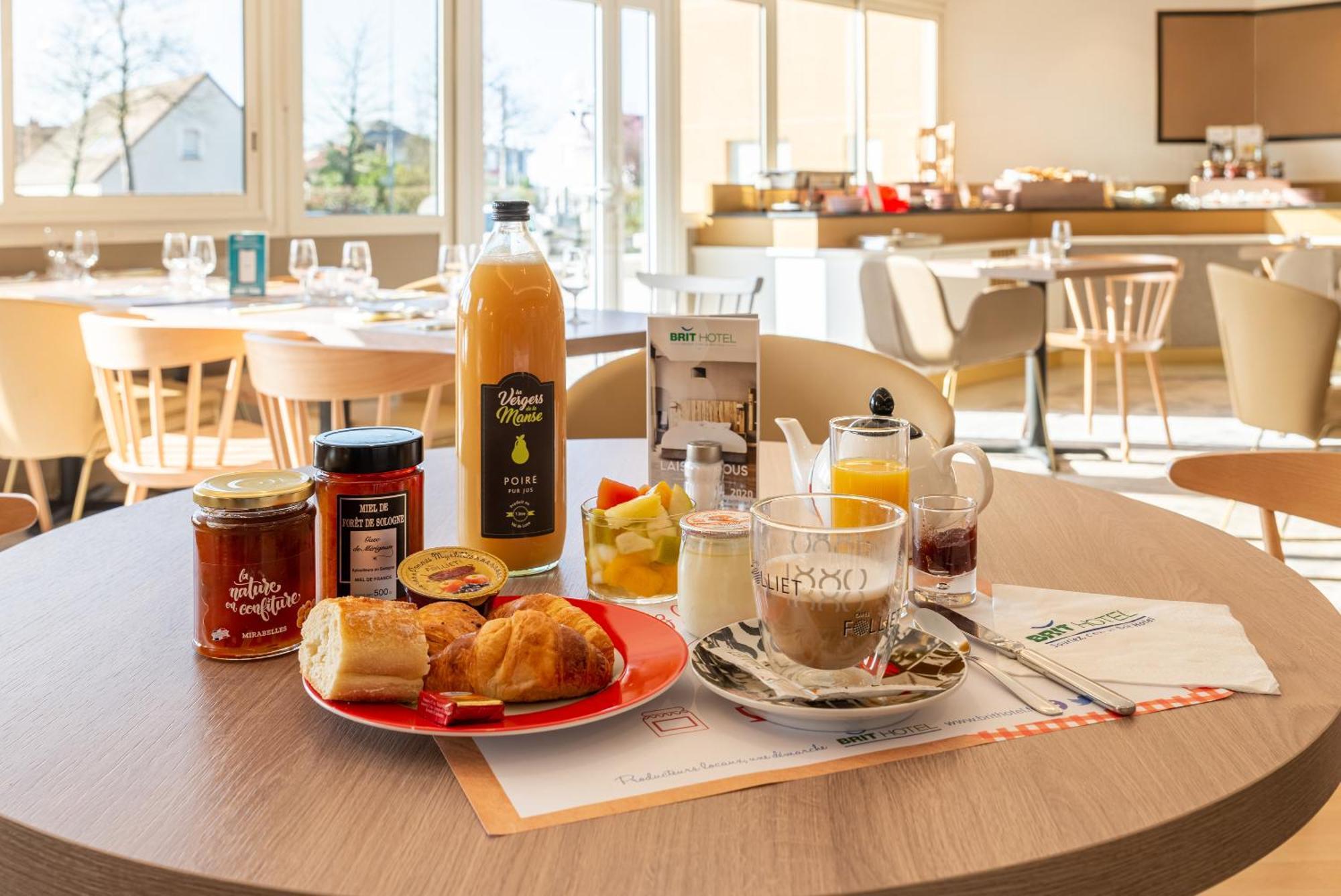 Brit Hotel Orleans St Jean De Braye - L'Antares Сен-Жан-де-Бре Екстер'єр фото